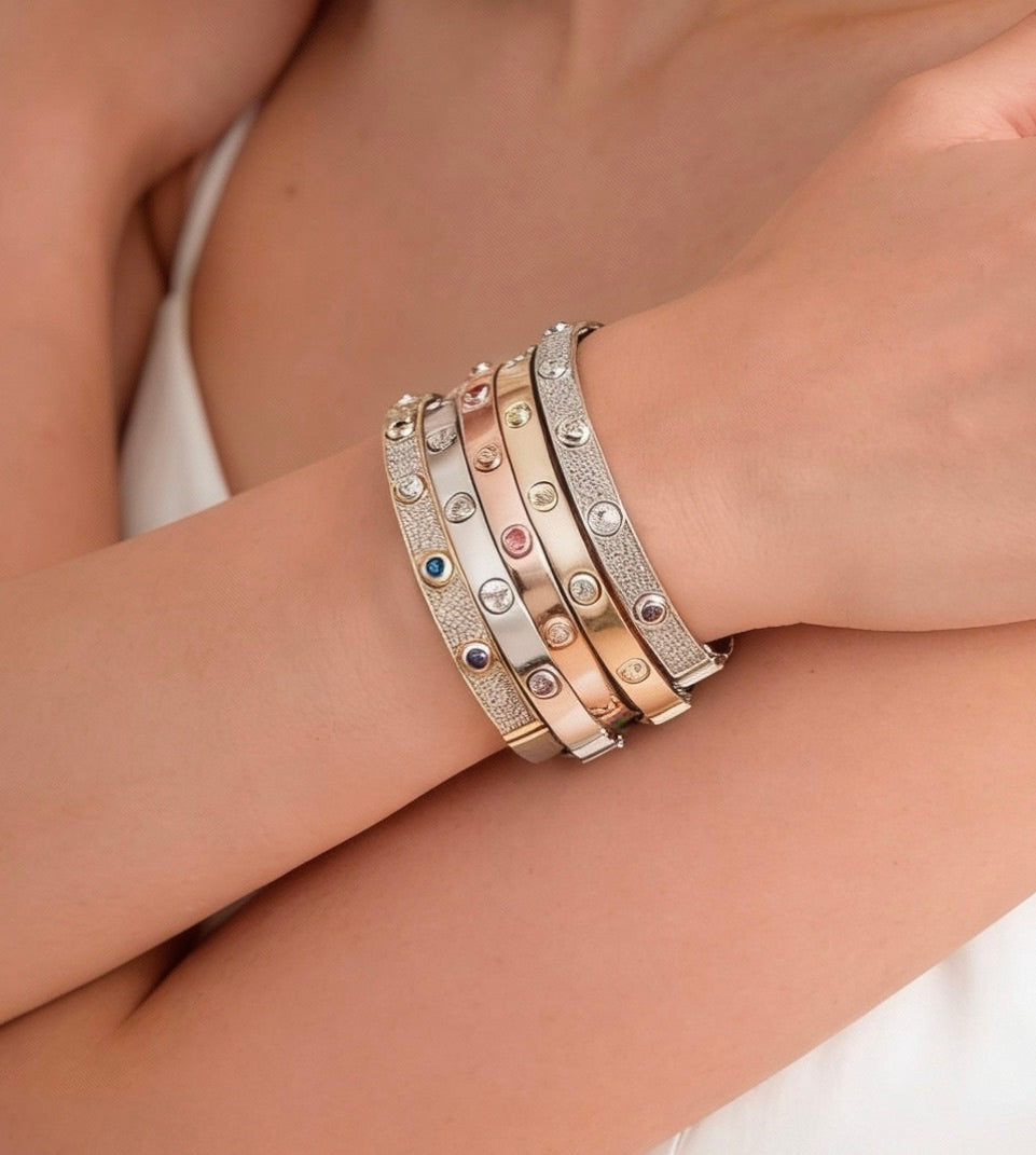 IT Bangles
